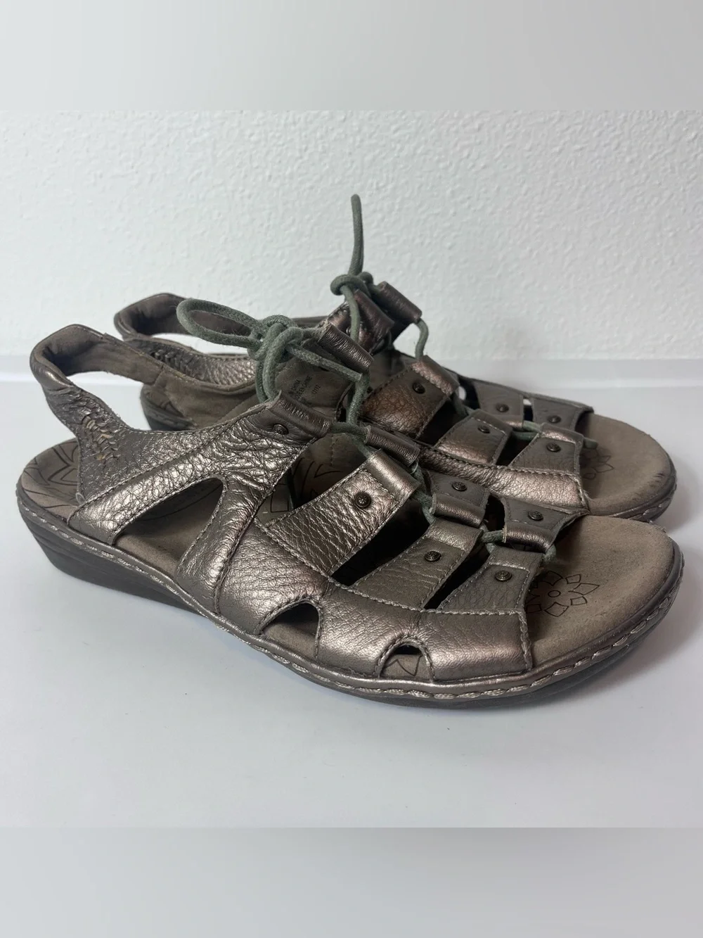 Taos Ghilbert Brown Bronze Leather Slingback Gladiator Sandals Women's size 8